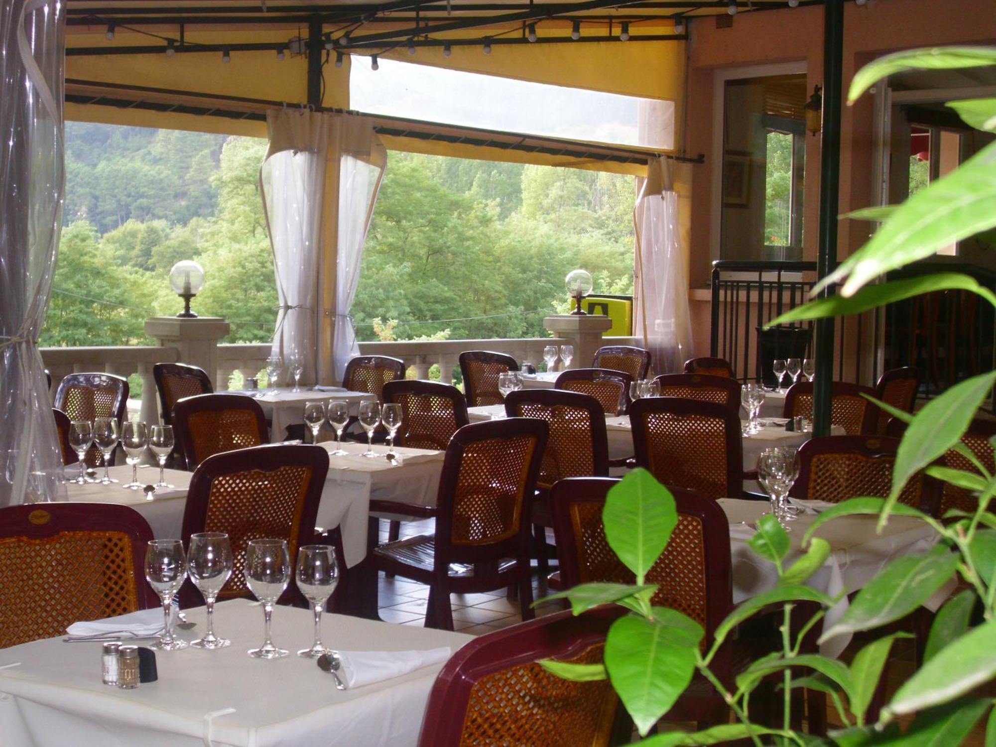 Hotel Logis la Corniche des Cevennes à Saint-Jean-du-Gard Extérieur photo